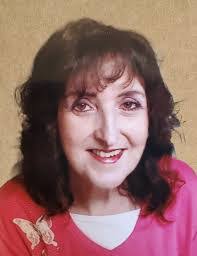 Karen Jean's Instagram, Twitter & Facebook