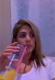 💜BIBI QñΣZ💜 (@yquetraelaguerita)