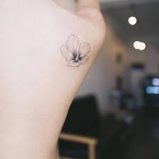 Small Hibiscus Flower On The Right Shoulder Blade Hibiscus Tattoo Hibiscus Flower Tattoos Hawaiian Flower Tattoos
