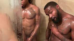 Shower with friend - Pornhub.com
