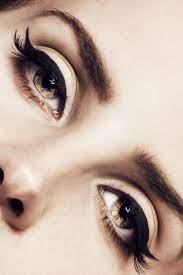 Epingle Par Mai Spy Sur Bjute Maquillage Annee 60 Beaute Maquillage Maquillage