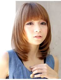湿気やクセにも負けない ナチュラルストレートスタイル l000898290 アフロートジャパン afloat japan のヘアカタログ ホットペッパービューティー ヘアスタイリング ミディアムヘア ショートカット かっこいい