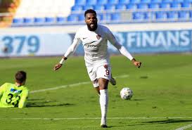 Galatasaray, beşiktaş ve fenerbahçe'ye transfer. Aaron Boupendza Icin Galatasaray Besiktas Ve Fenerbahce Hatayspor A Transfer Teklifinde Bulundu