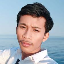 សូមនមស្ការព្រះថេរ:អំពីចម្ងាយ! ! ! អ្នកផងទាំងពួងអាចគិតថា​  ព្រះថេរ:មានសម្ពាធព្រោះពាក្យសំដីរបស់មនុស្សដ៏ច្រេីន​ ប៉ុន្តែខ្ញុំព្រះករុណាបែរ  ...