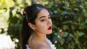 La Indita" from ROBERTO GERHARD'S CANTARES. Mezzosoprano: Janet Coster.  Live: LONDRA 09 04 1964