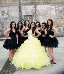 Quinceanera Dresses Pretty Quinceanera Dresses Quince Dresses Quinceanera Photoshoot