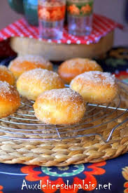 Beignets Legers Au Four Sans Friture Aux Delices Du Palais Beignets Recette Beignet Sucre Recette Beignet