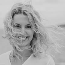 Aimee Pedersen's Instagram, Twitter & Facebook