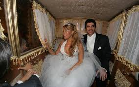 Sonia isaza dejó la escoba en las redes sociales con fotos en instagram Cathy Barriga Celebro Su Aniversario De Matrimonio