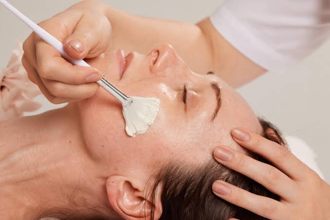 How Cosmelan Peel Targets Stubborn Hyperpigmentation - Dermanude