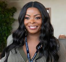 🔥 'Abbott Elementary' Star Janelle James Stuns in Sheer Top at SAG Awards  📸 Photos in the comments ⬇