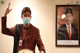 China was the first country to put a lockdown into effect in a bid to curb the spread of coronavirus across the nation. Pemerintah Didesak Lakukan Lockdown Jawa Ini Respons Gubernur