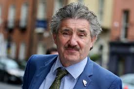 Government should have seen school bus scandal approaching