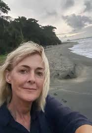 Loose Women's Jane Moore stuns in daring swimsuit during luxury getaway