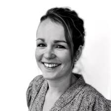 𝘽𝙖𝙘𝙠 𝙞𝙣 𝙗𝙪𝙨𝙞𝙣𝙚𝙨𝙨 👶🏻 Mijn zwangerschapsverlof zit er op. In  April zijn wij ouders geworden van een prachtige dochter. Na weken op en  top genieten ben ik nu weer klaar om de