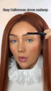 Tara LeBlanc's Instagram, Twitter & Facebook