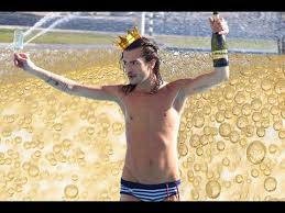 Anna nooshin geeft social media tips aan de modellen. Champagneyney Koen Kardashian Youtube