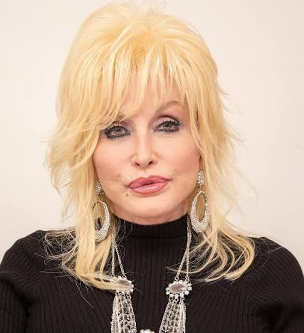 Ca sĩ nhạc đồng quê Dolly Parton