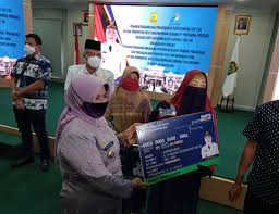 We did not find results for: Kartu Kendali Elpiji 3 Kilogram Diluncurkan Sekarang Beli Gas Bawa Kartu Dan Duit Harian Kepri