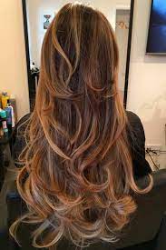 Even The Simplest Long Layers Haircut Can Look Fantastic If You Have A Few Tricks Up You Haarschnitt Stufenschnitt Lange Glatte Haare Stufenschnitt Lange Haare