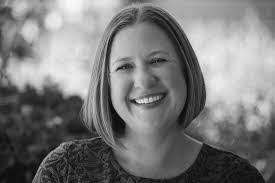 Amanda Lakin's Instagram, Twitter & Facebook