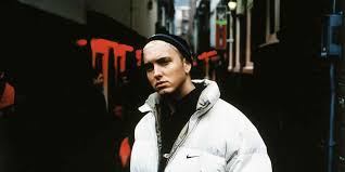 (nelson) and marshall bruce mathers, jr., who were in a band together, daddy warbucks. 10 Songs Die Jeder Eminem Fan Kennen Muss Udiscover Germany