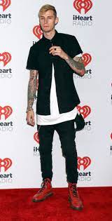 Machine Gun Kelly Height