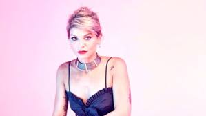 Find out when alessandra amoroso is next playing live near you. Alessandra Amoroso Felicemente Single La Vita Sentimentale Mi Ha Dato Spesso Pugni In Faccia