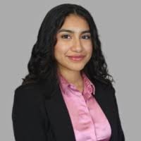 Brenda Zea's Instagram, Twitter & Facebook