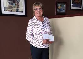 Smoky air doesn't deter golfers