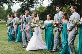 Traditional Kansas City Wedding Bride Groom And Bridal Party Portraits Grey Suits Teal Teal Bridesmaid Dresses Teal Bridesmaid Wedding Bridal Party Pictures