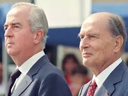 Unvergessen ist das bild, als er und helmut kohl der toten der schlacht von verdun gedachten und die beiden staatsmänner sich an den händen fassten und. Eroffnung Der Archive Des Prasidenten Uber Ruanda Zwischen 1990 Und 1994