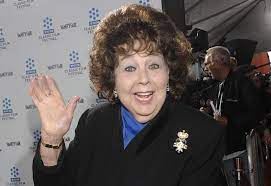 She became one of the most popular child stars in hollywood in the 1930s and early 1940s. B34om Wcfgmrem