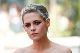 Kristen Stewart: "Sono pronta a uscire di nuovo con un uomo, voglio provare  tutto"