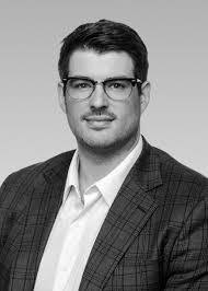 Daren King's Instagram, Twitter & Facebook