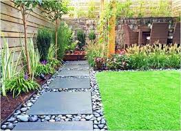 Plant small gardens of colorful find cheap plants and hardscape materials for your designs online or at local home improvement store sales. Ideas For Small Yards Landscaping Whaciendobuenasmigas