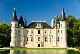 Chateau Pichon Jpg 1685 1128 Chateau Bordeaux Chateau France Chateau A Vendre