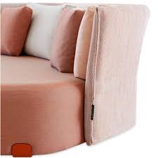 Das hochwertige material, die ausschließliche verwendung von markenstoffen und die sorgfältige verarbeitung zeugen von hoher qualität, die auf das gesamte umfeld ausstrahlt. Isla Outdoor Lounge Sofa Gomera 7 Farbwelten Erhaltlich Inklusive Aller Polster Kissen Gan Pavilla Online Shop