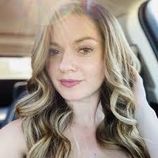 Candice Randolph's Instagram, Twitter & Facebook