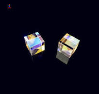 Prisme dichroïque de cube, prisme d'angle, chaine de prisme rgb combinée ou  séparateur de prisme x-cube, fournisseur de la chine