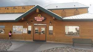 Line dancers will give you the entertainment to enjoy with your meal and the bar offers beer, wine and cocktail drinks. Nasty Place Review Of Texas Roadhouse Pueblo Co Tripadvisor
