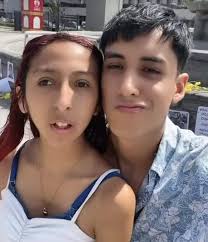 Me ayudan poniéndole una sonrisa a mi novia?