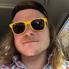 Gillian Vogel's Instagram, Twitter & Facebook