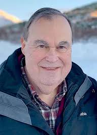 Former newspaper publisher dies