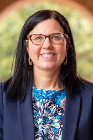 Lynn Mcmullin's Instagram, Twitter & Facebook