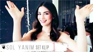 Böyle oluyorsa ben de sol açık oynarım tweetini attı. Serra Selim Klip Masallah Mp3 Mp4 Flv Webm M4a Hd Video Indir