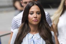 Tulisa with blonde hair or tulisa with black hair? Tulisa Contostavlos Weeps As Judge Throws Drugs Case Out Of Court London Evening Standard