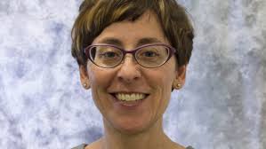 Maureen Waller receives 2020 Engaged Scholar Prize