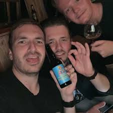 Hoogblonde Gageldeerne