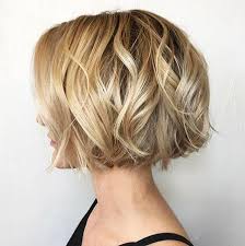 Kurze Gewellte Bob Frisuren Frisuren Gewellte Kurze Bob Frisur Frisuren Haarschnitte Kurzhaarfrisuren